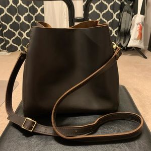 Portland Leather bucket bag